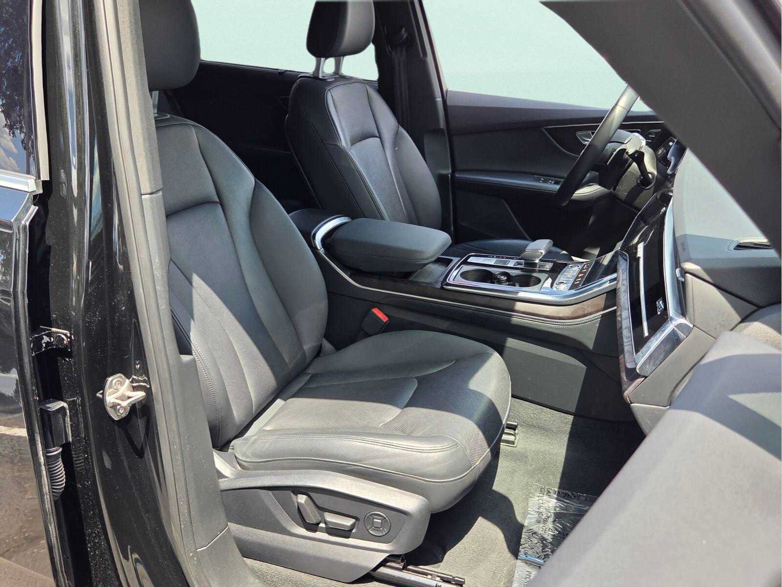 Used 2022 Audi Q7 3.0T Prestige w/ Prestige Package AWD/4WD image 19