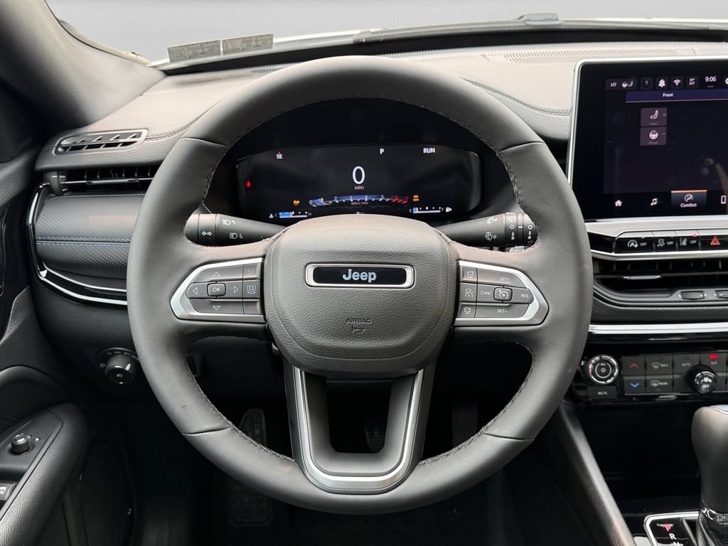 New 2026 Jeep Compass Limited AWD/4WD image 17