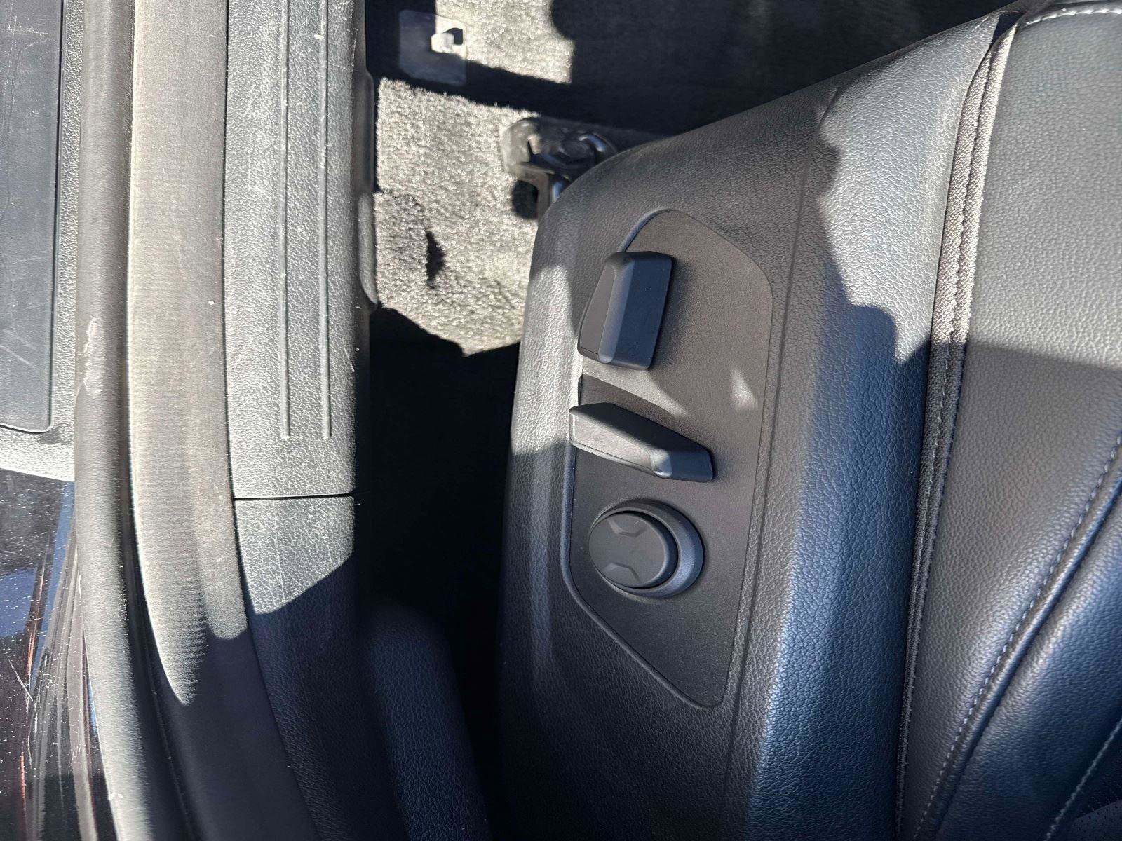 Used 2023 Kia Sportage EX w/ EX Premium Package image 20