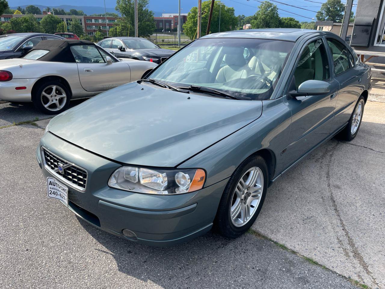 Used 2005 Volvo S60 2.5T FWD image 4