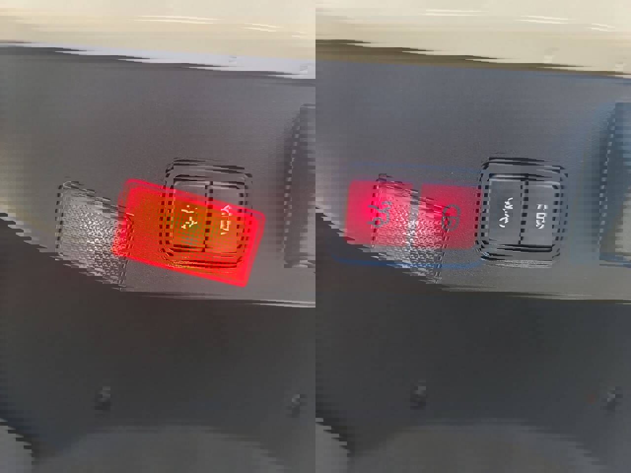 Used 2017 Mercedes-Benz SL 450 image 25