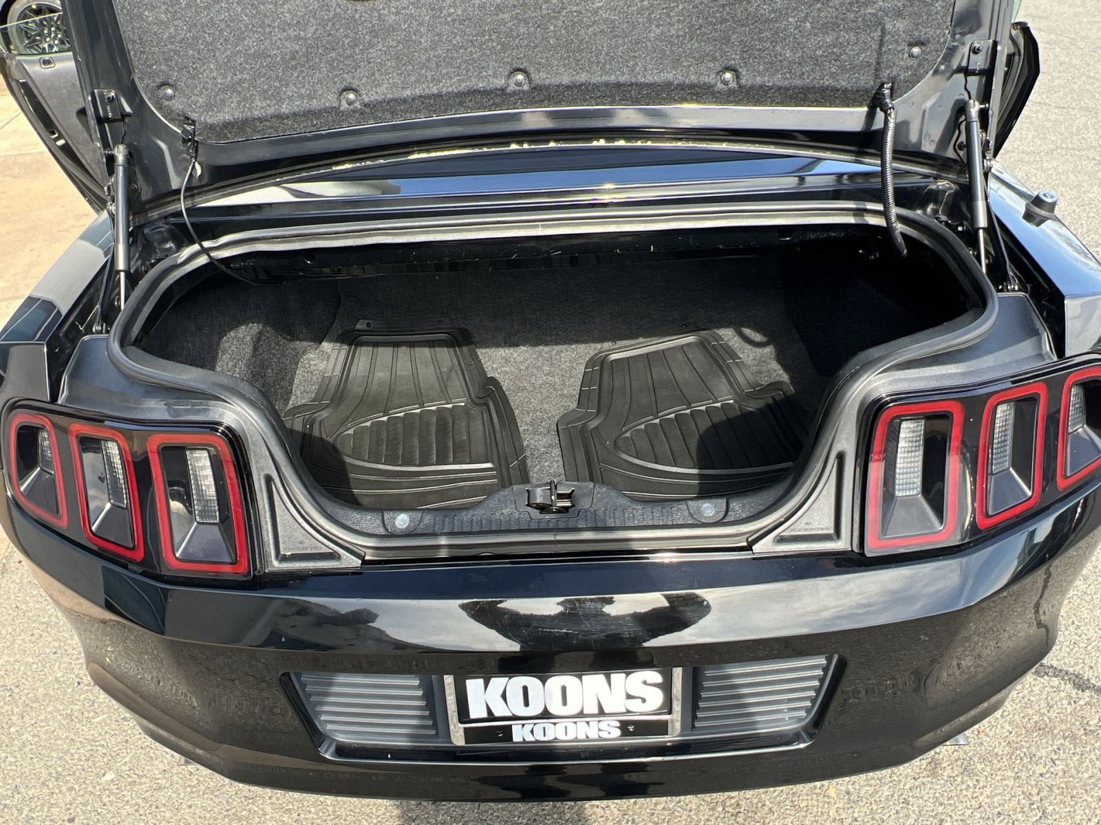 Used 2014 Ford Mustang Premium image 23