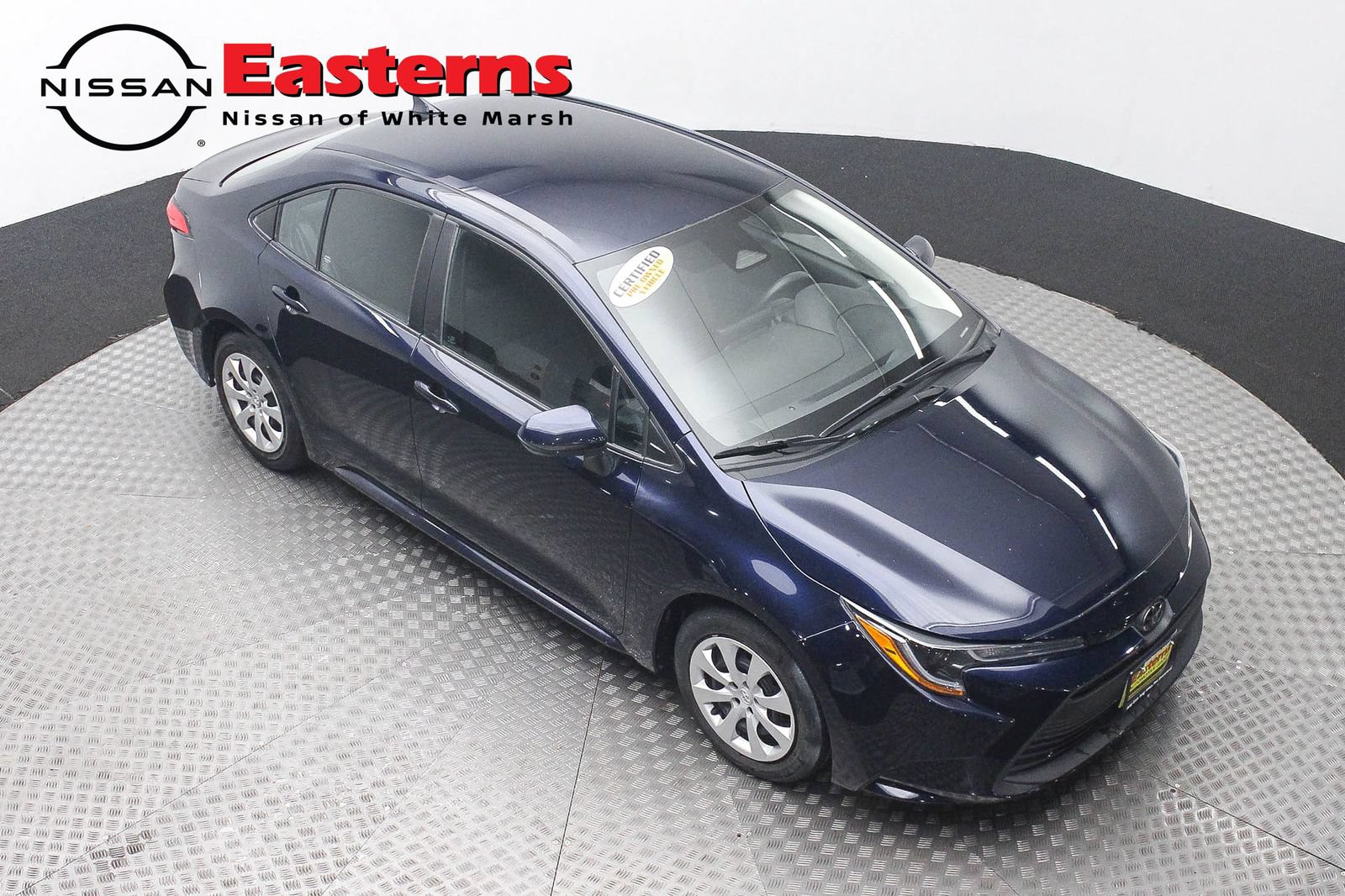 Used 2023 Toyota Corolla LE FWD image 3