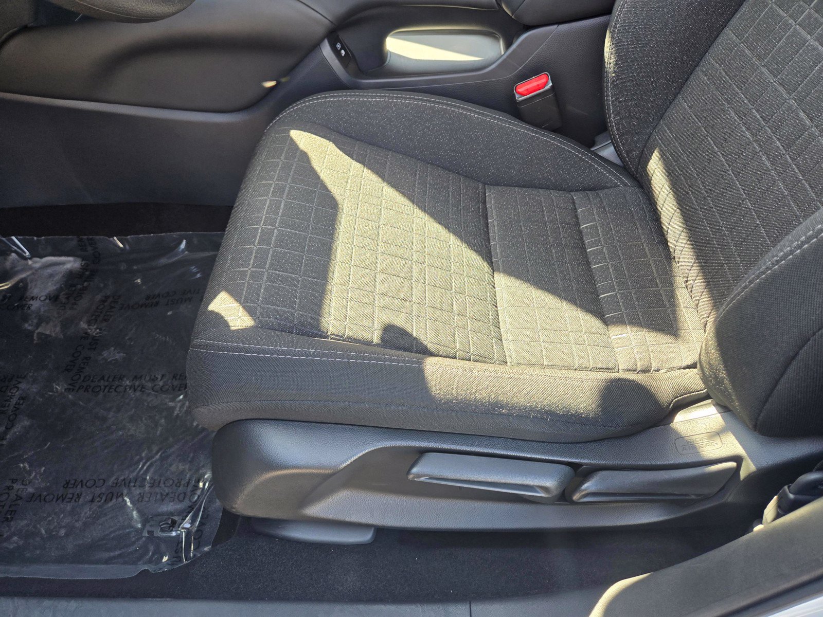 Used 2025 Honda HR-V LX image 11