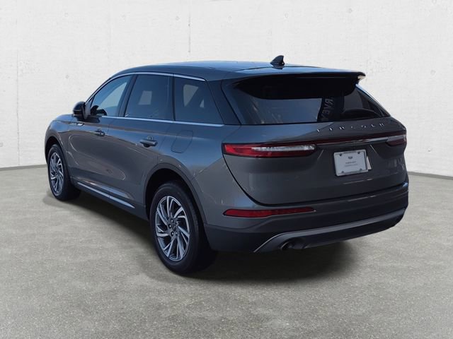 Used 2024 Lincoln Corsair AWD w/ Equipment Group 101A image 7