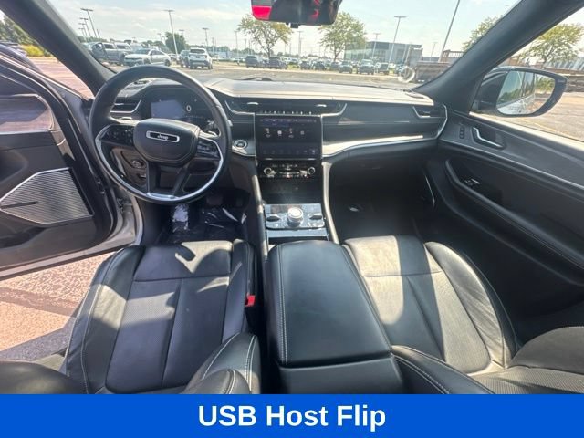 Used 2021 Jeep Grand Cherokee L Overland w/ Luxury Tech Group IV AWD/4WD image 19