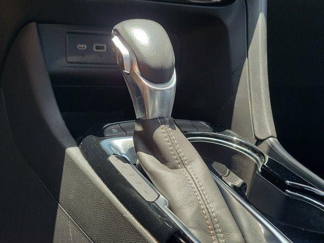 Used 2023 Buick Encore GX Essence w/ Experience Buick Package FWD image 29