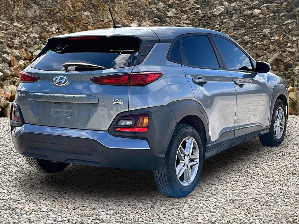 Used 2020 Hyundai Kona SE image 2