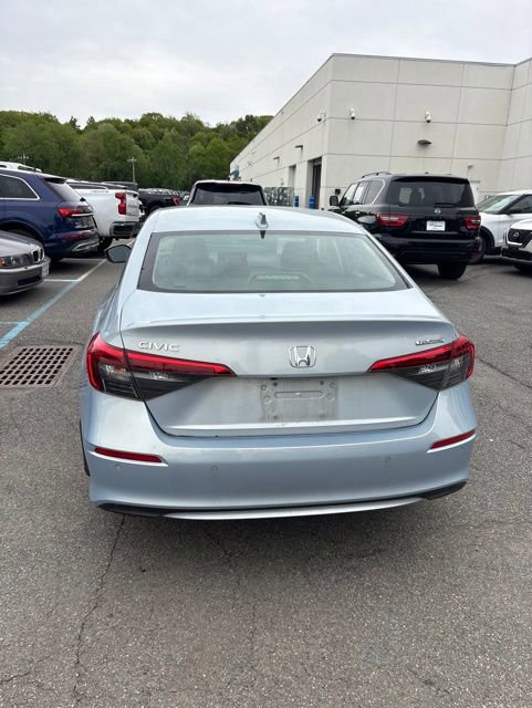 Used 2023 Honda Civic Touring image 2