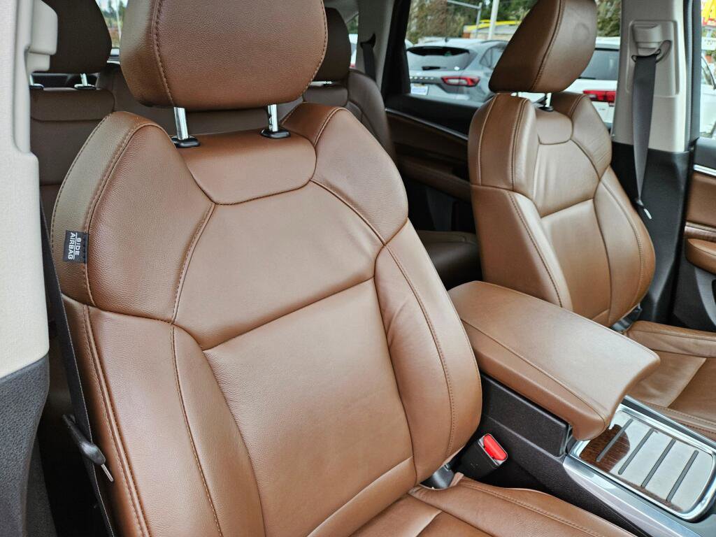 Used 2019 Acura MDX SH-AWD image 11