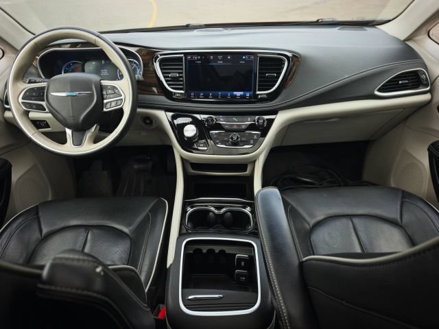 Used 2021 Chrysler Pacifica Limited FWD image 40