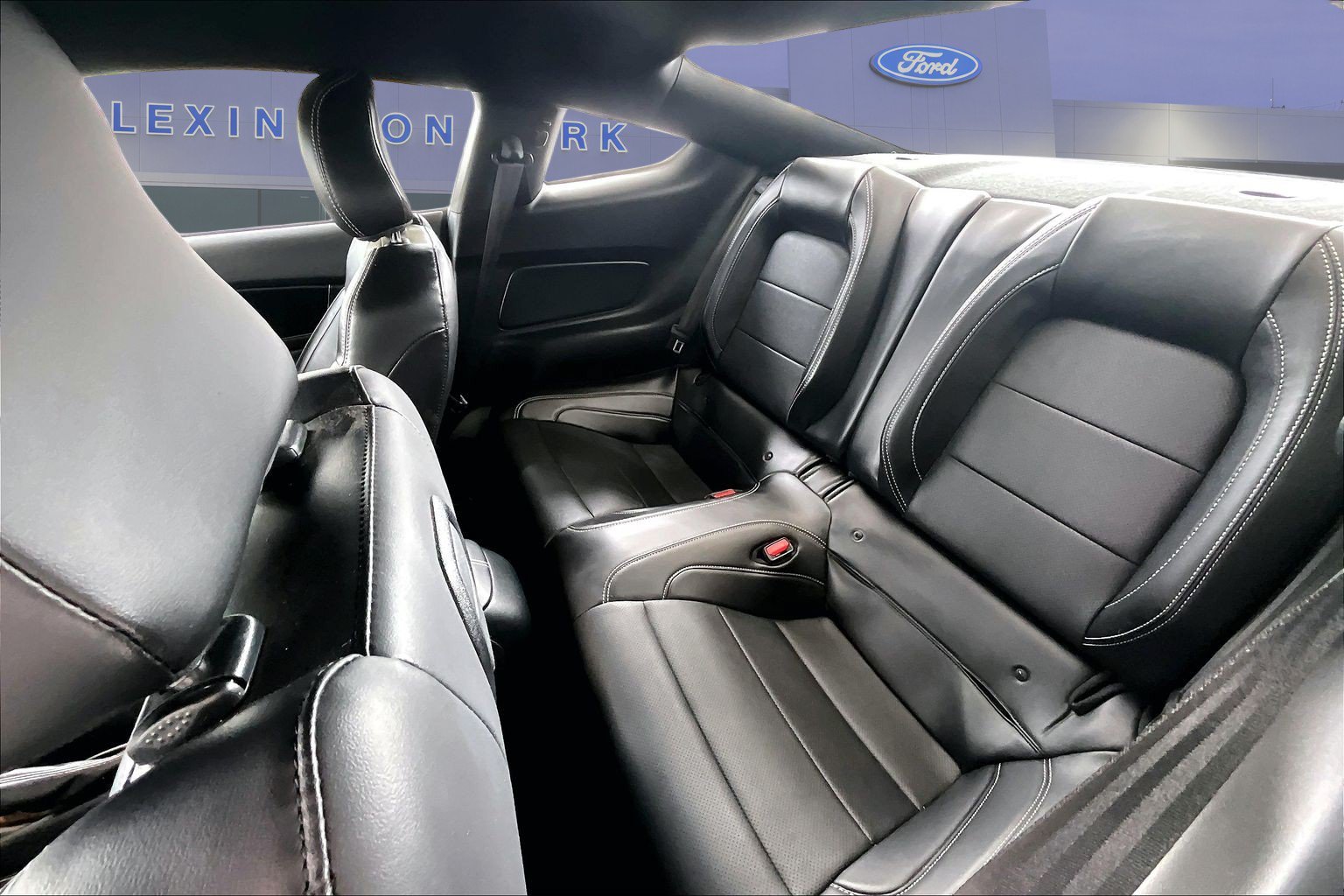 Used 2021 Ford Mustang GT Premium w/ Equipment Group 401A RWD image 22