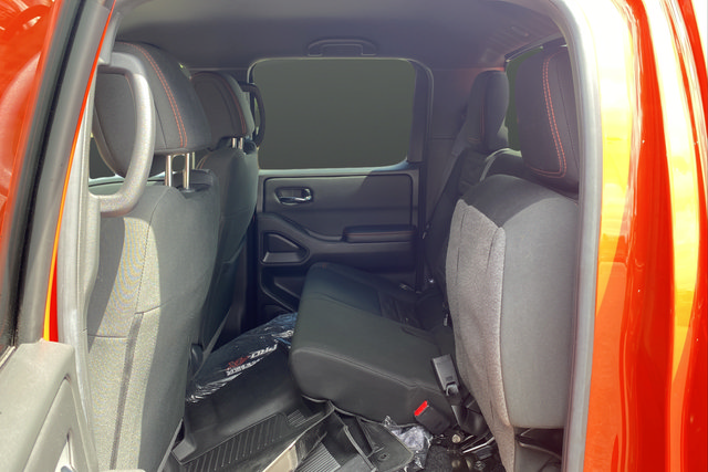 Certified 2025 Nissan Frontier PRO-4X AWD/4WD image 23