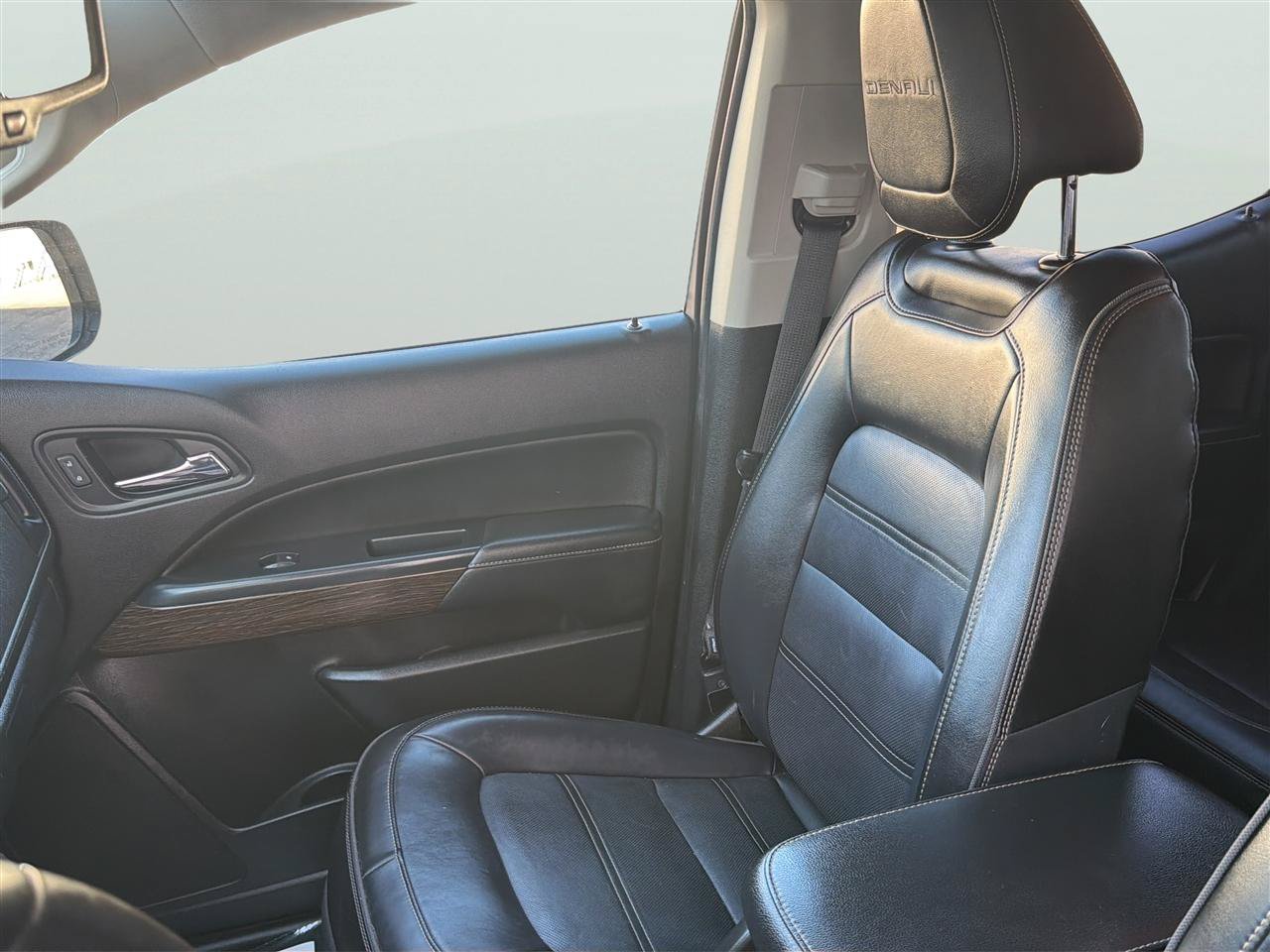 Used 2017 GMC Canyon Denali AWD/4WD image 13
