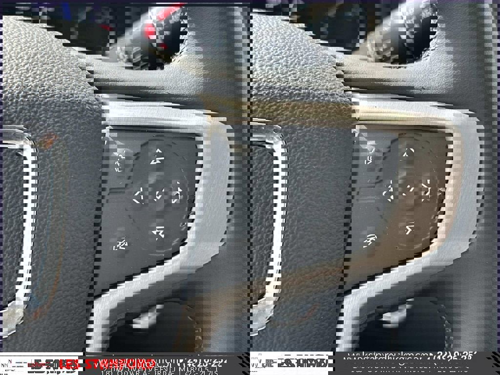 Used 2023 GMC Terrain Denali w/ Denali Premium Package image 25