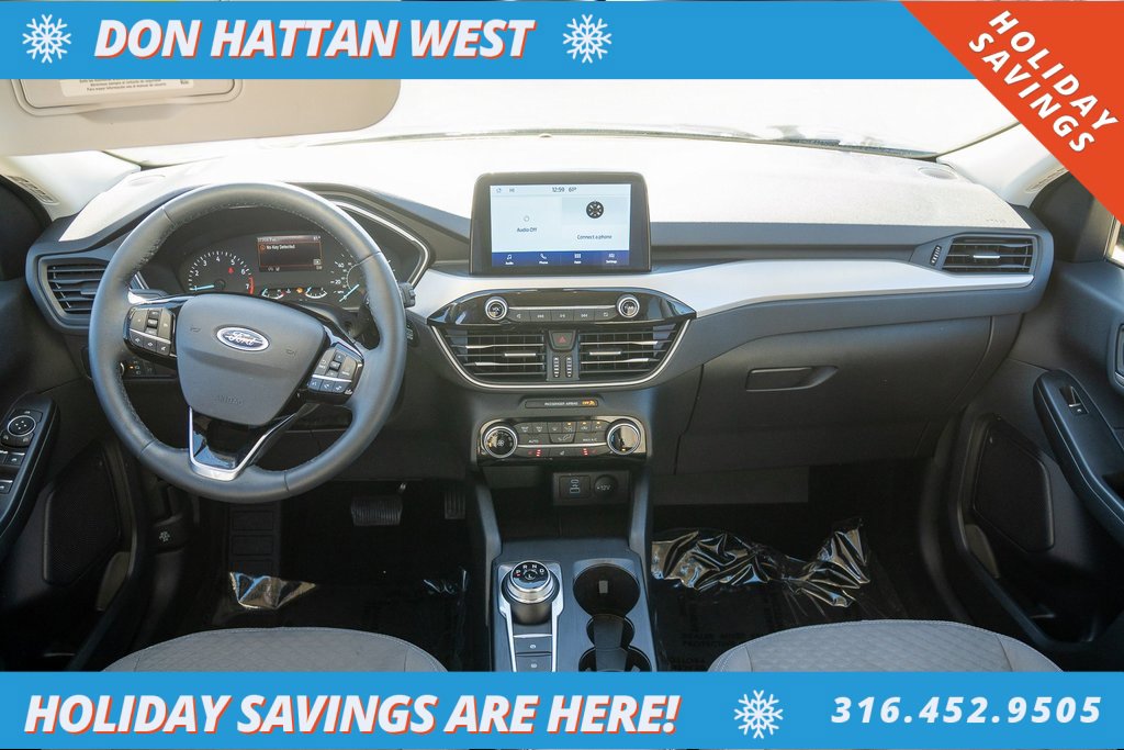 Used 2022 Ford Escape SE w/ Cold Weather Package image 4