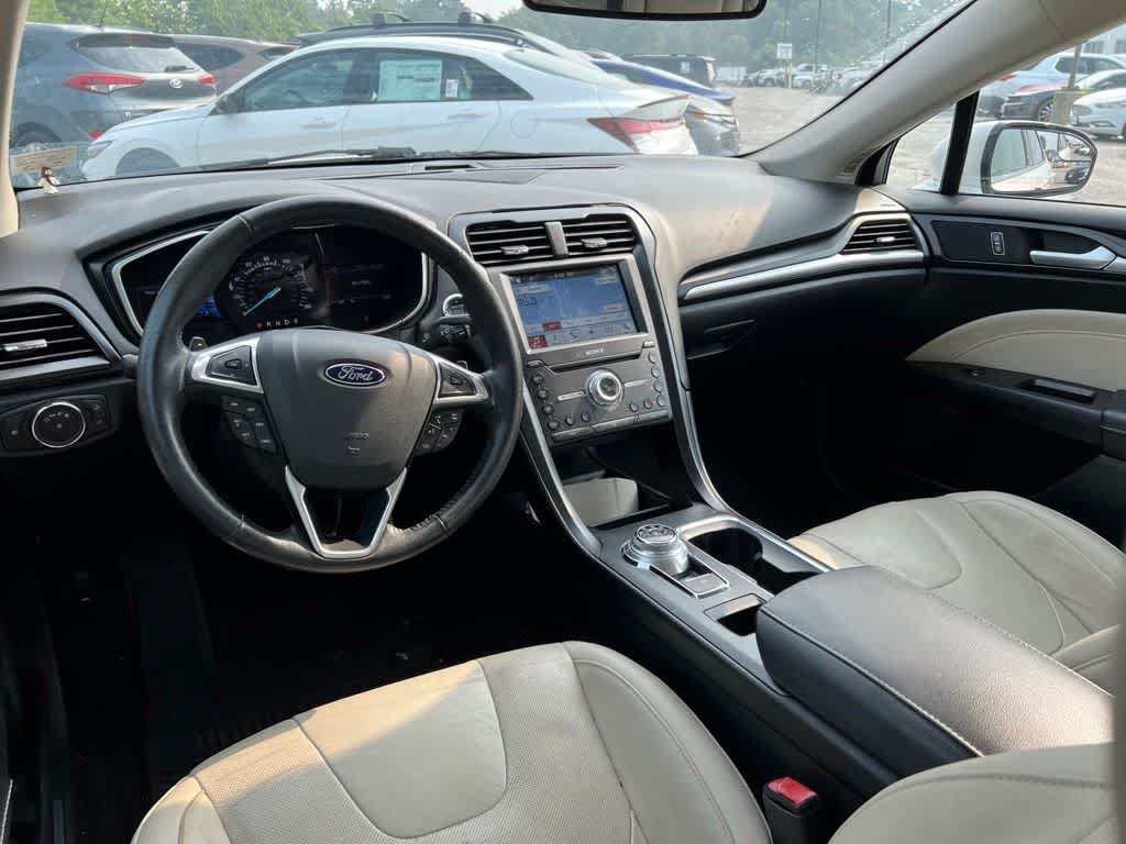 Used 2017 Ford Fusion Titanium FWD image 14