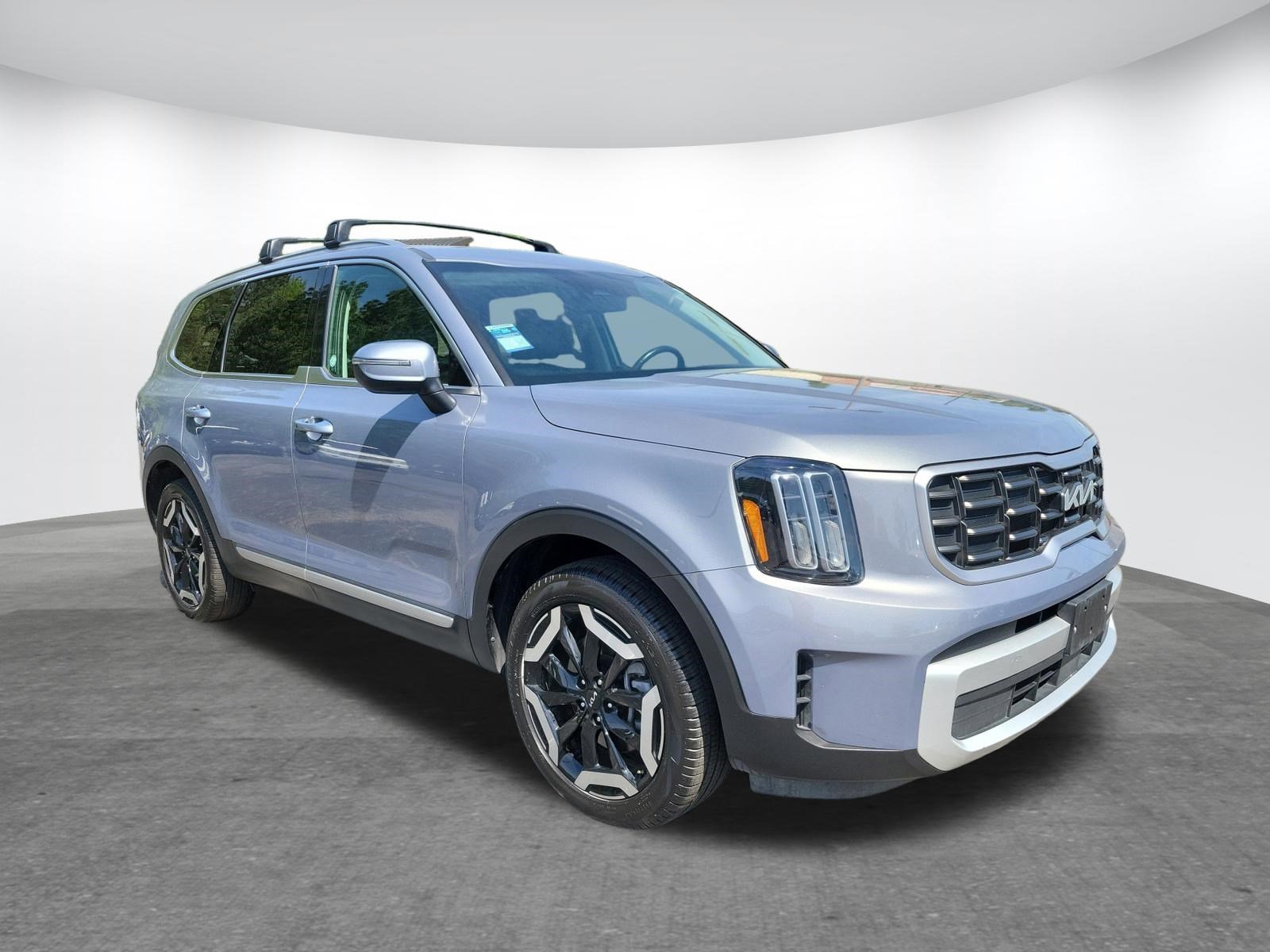 Used 2025 Kia Telluride S image 28