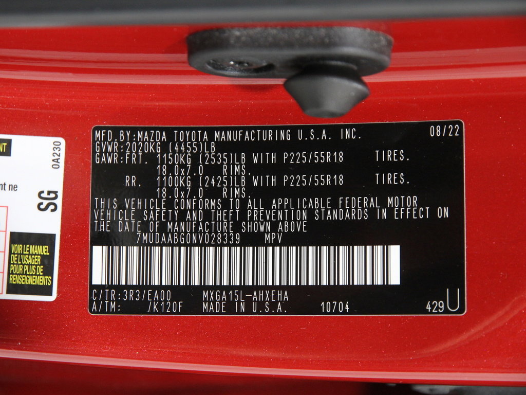 Used 2022 Toyota Corolla Cross XLE image 18