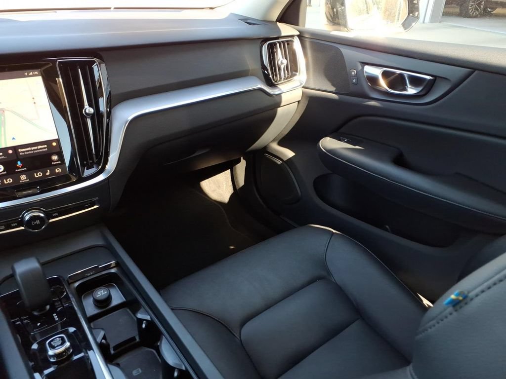 Certified 2025 Volvo S60 B5 Core FWD image 20