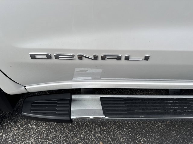 Used 2024 GMC Sierra 1500 Denali w/ Technology Package image 10
