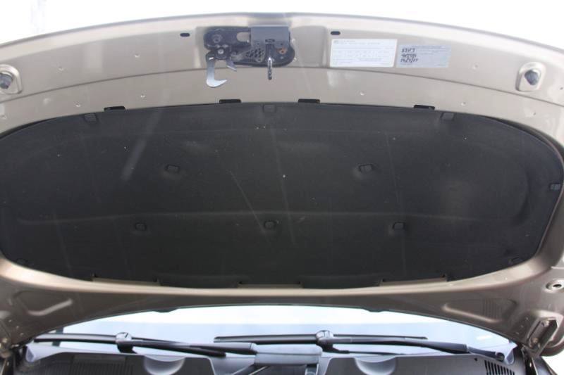 Used 2016 Volkswagen Touareg TDI AWD/4WD image 15