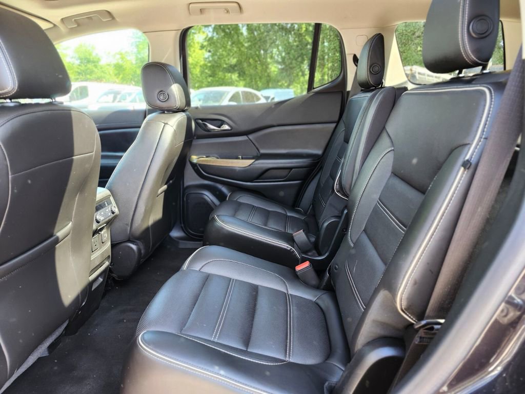 Used 2019 GMC Acadia Denali w/ Technology Package AWD/4WD image 16