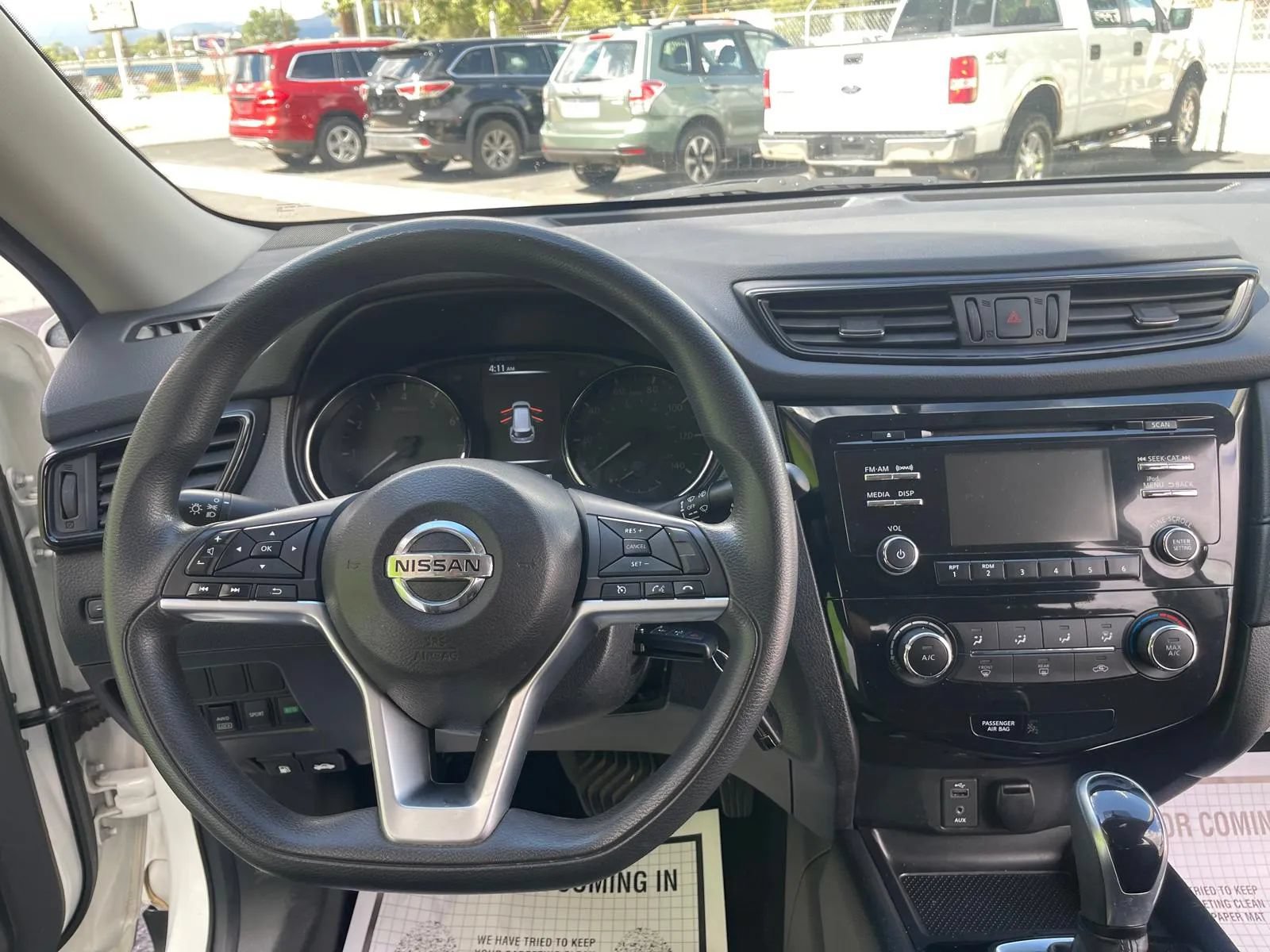 Used 2017 Nissan Rogue S AWD/4WD image 19