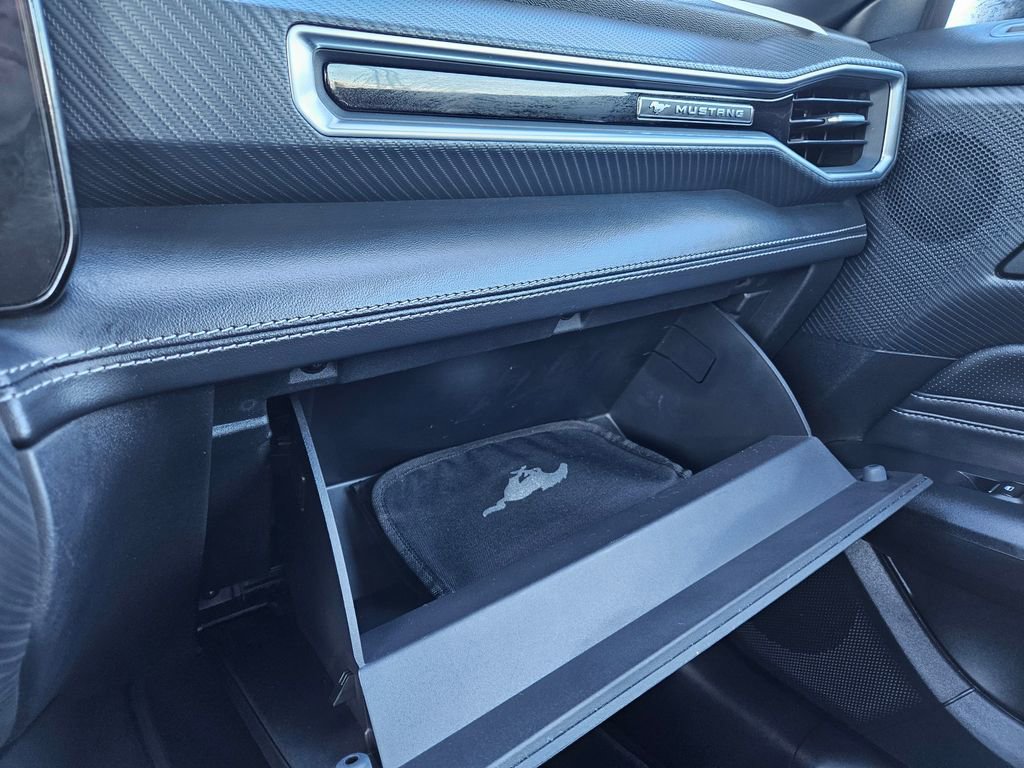 Used 2024 Ford Mustang Premium image 17