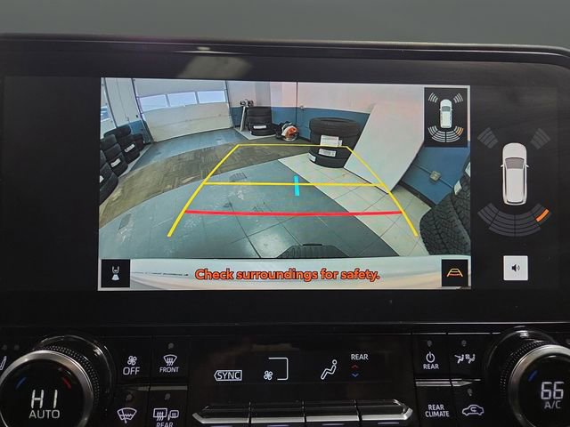 Used 2023 Toyota Highlander L image 11