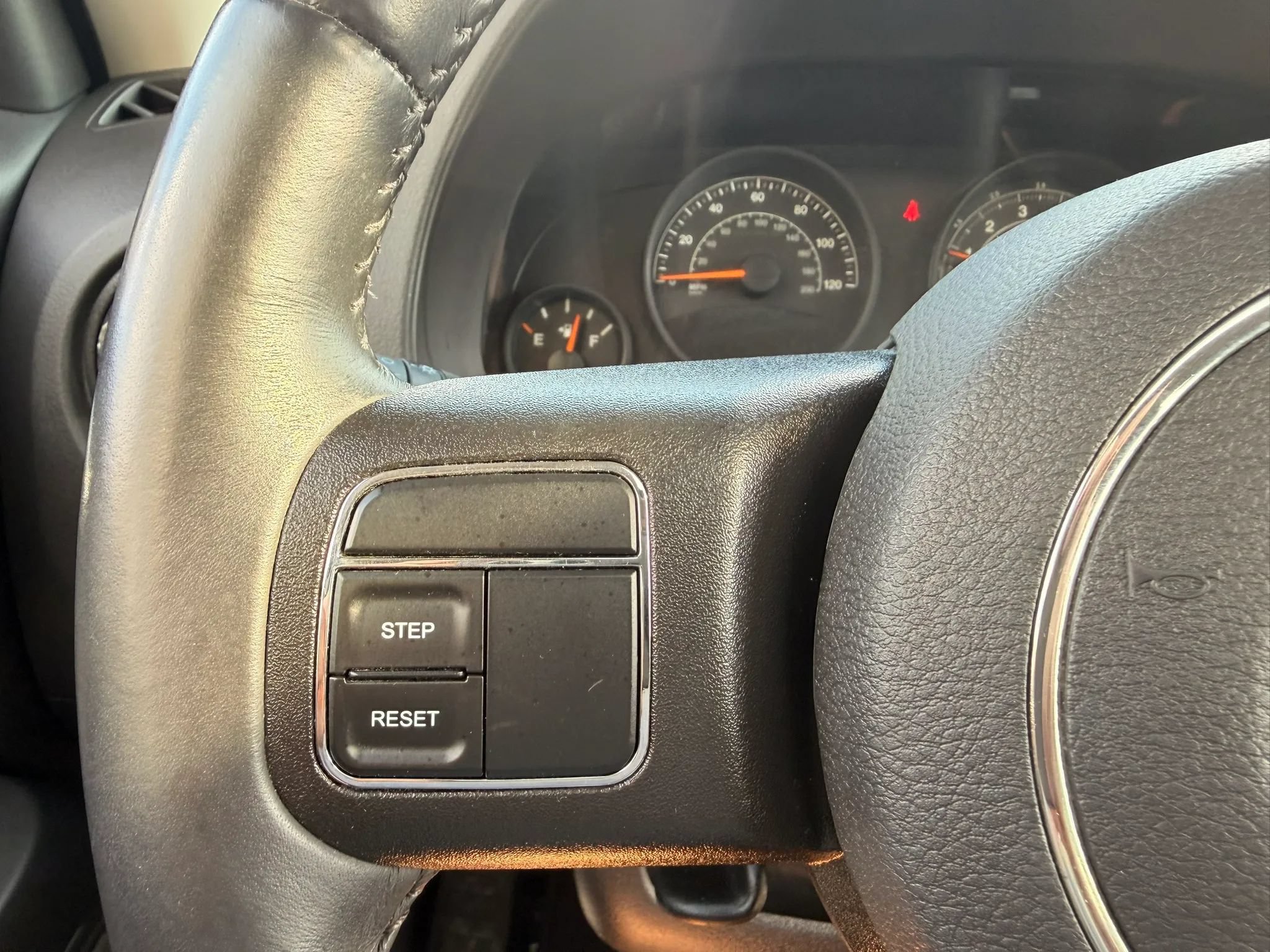 Used 2015 Jeep Patriot High Altitude AWD/4WD image 30