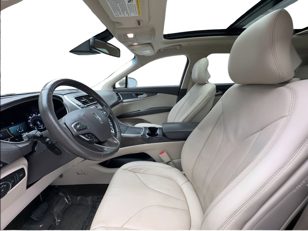 Used 2017 Lincoln MKX Reserve w/ Driver Assistance Package AWD/4WD image 20