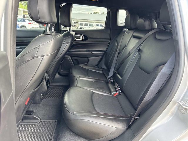 Used 2025 Jeep Compass Trailhawk w/ Trailer Tow Group AWD/4WD image 19