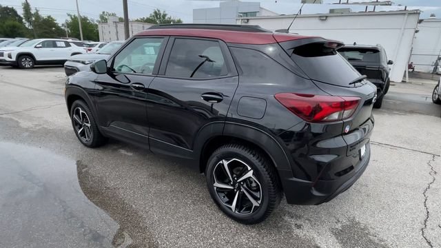 Used 2023 Chevrolet TrailBlazer RS w/ Sun and Liftgate Package AWD/4WD image 8