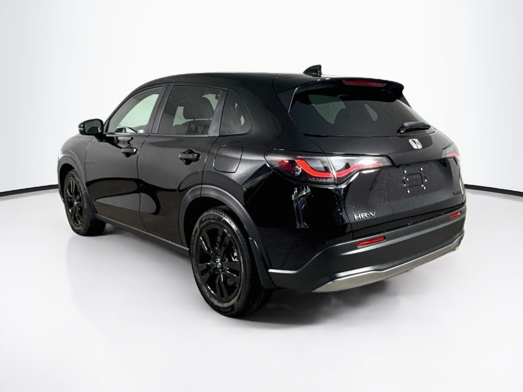 Certified 2026 Honda HR-V Sport image 7