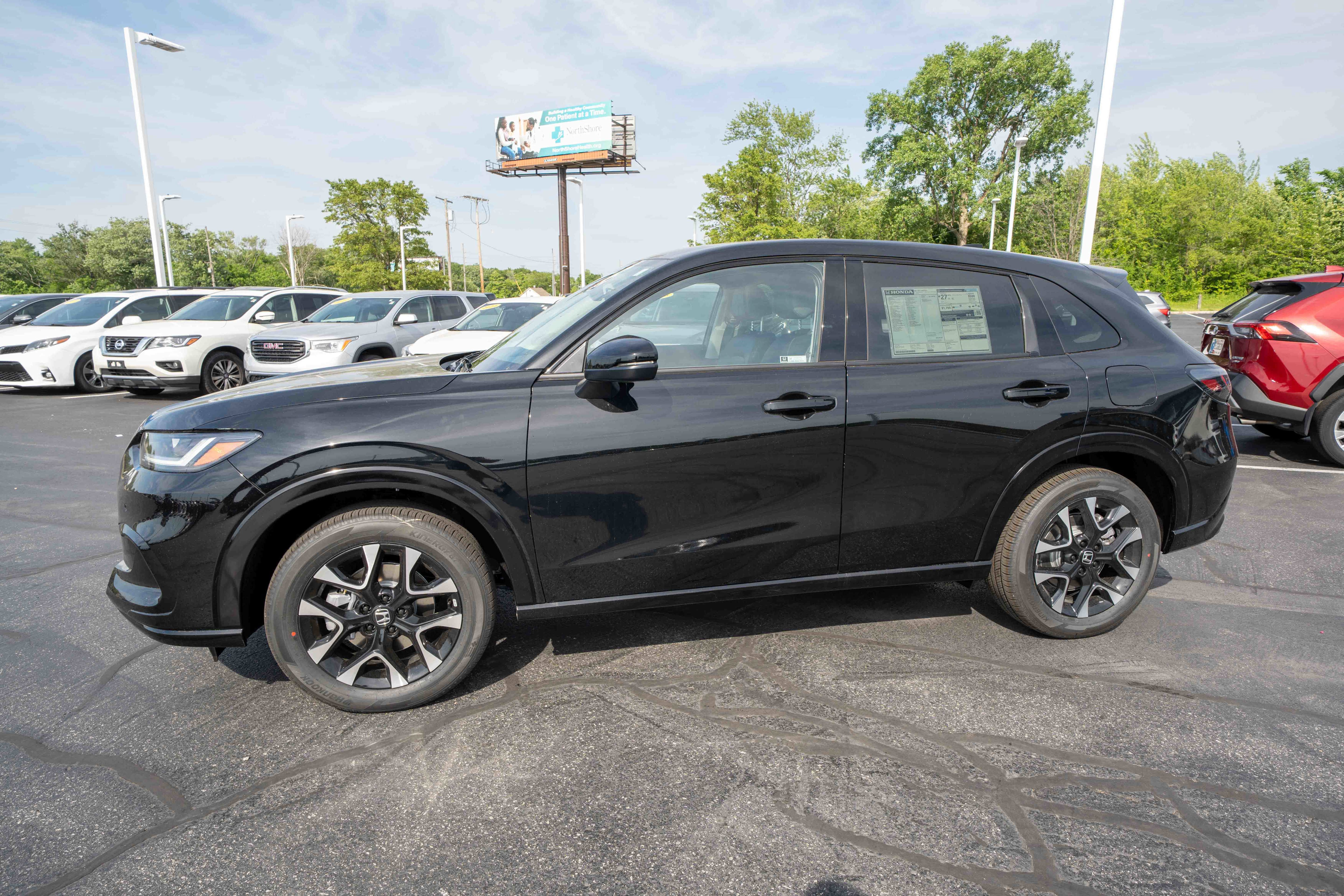 New 2027 Honda HR-V EX-L image 3