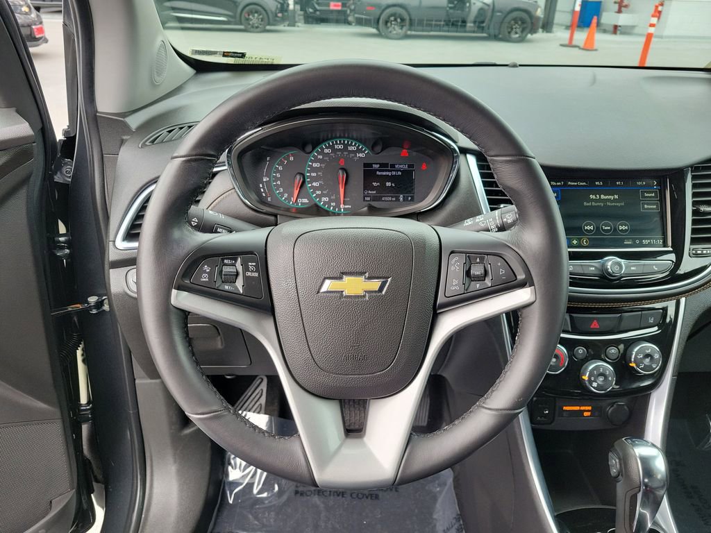 Used 2019 Chevrolet Trax Premier w/ LPO, Cargo Package image 24