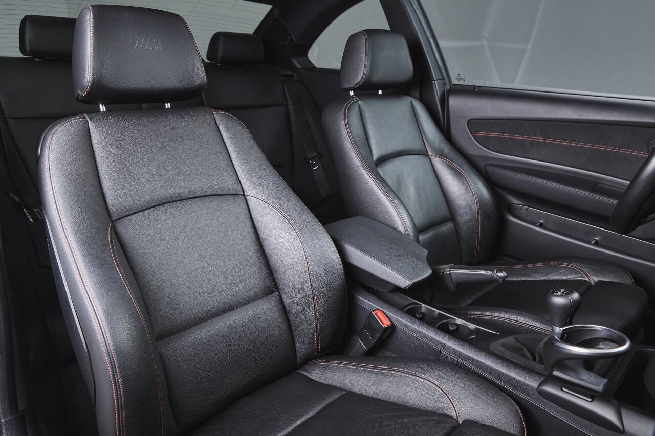 Used 2011 BMW 1 Series M image 58