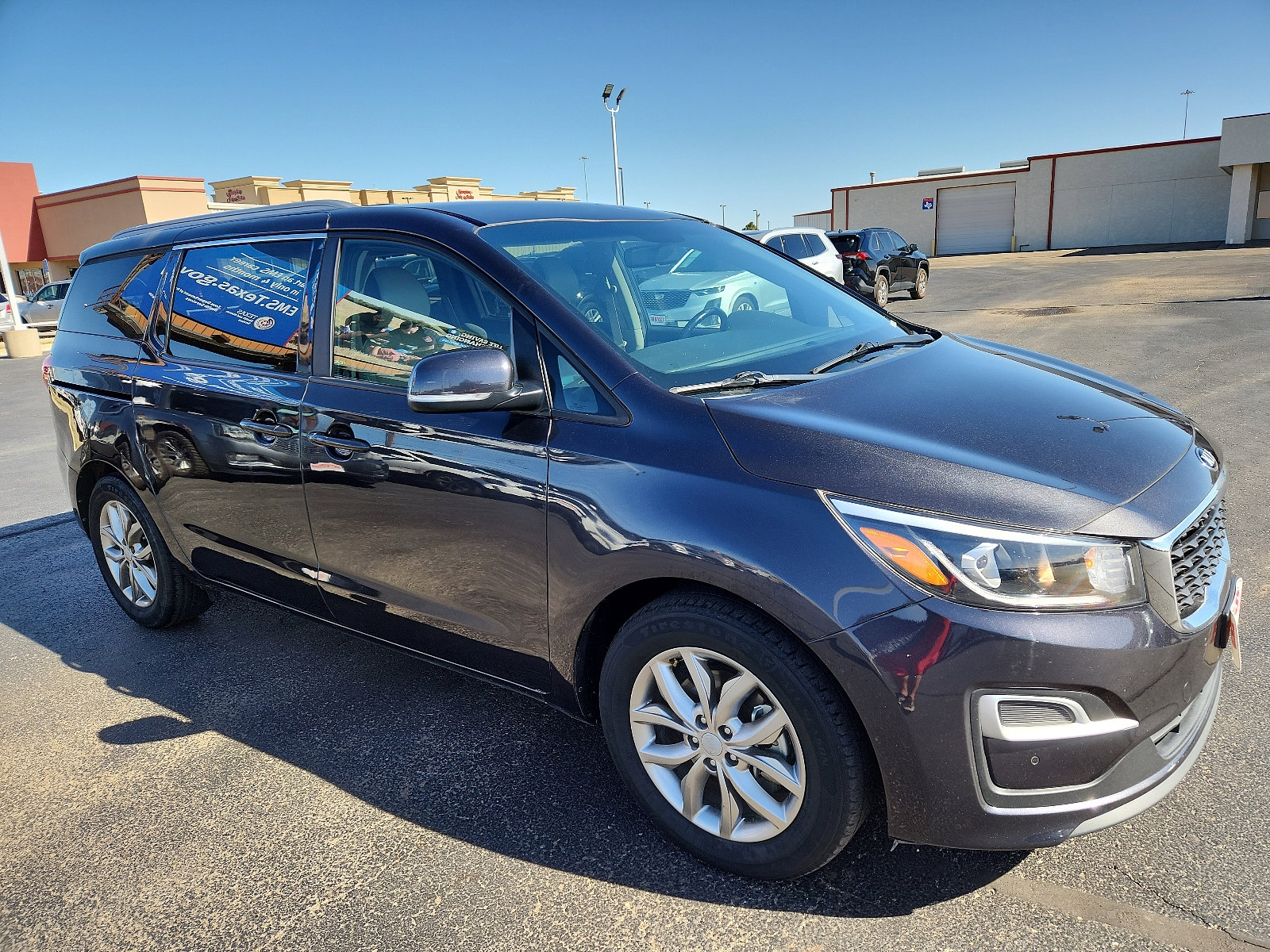 Used 2019 Kia Sedona EX image 5