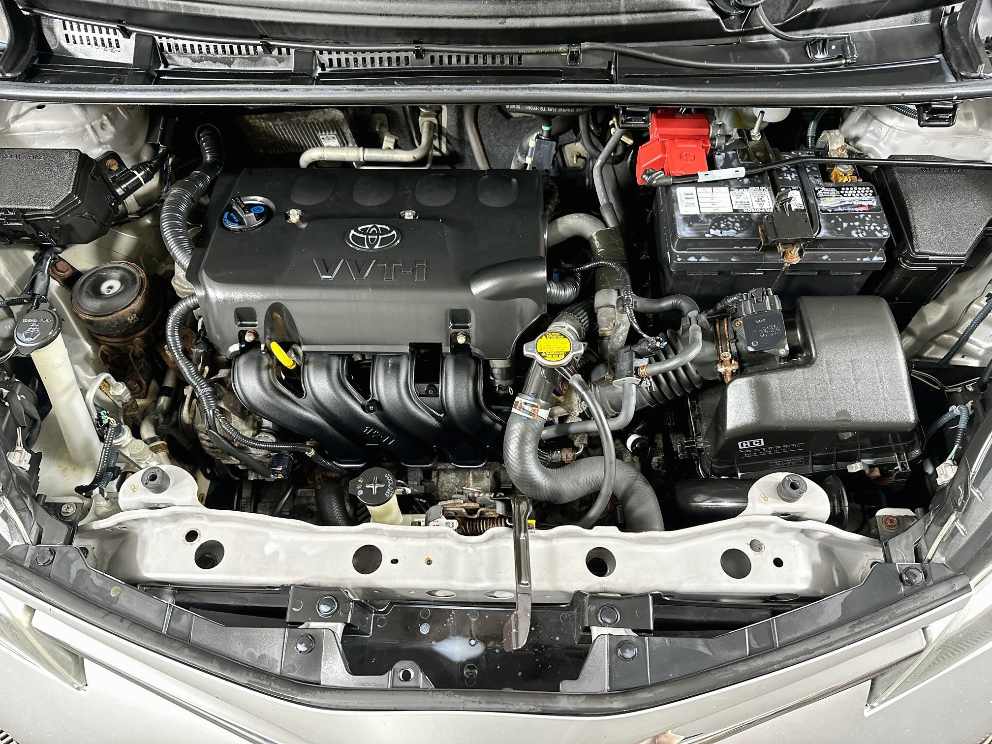 Used 2015 Toyota Yaris LE FWD image 26