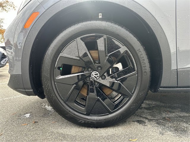 New 2025 Volkswagen ID.4 Pro S Plus image 11