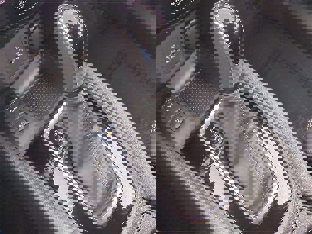 Used 2022 Nissan Rogue Sport SV w/ Technology Package image 30