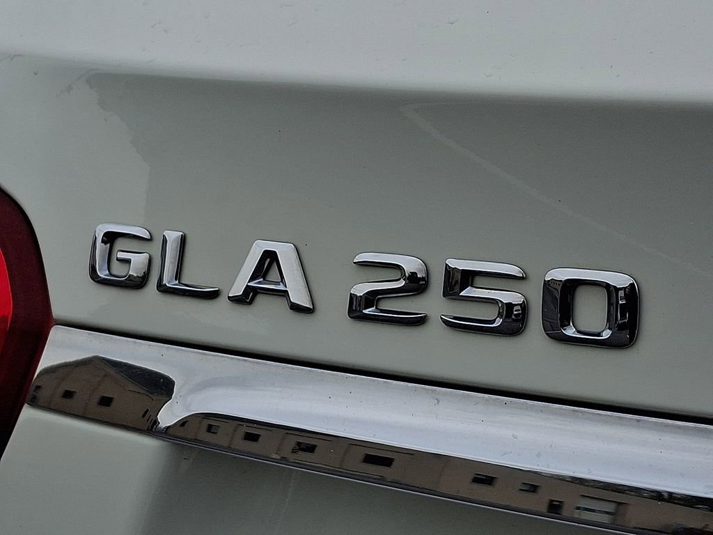 Used 2016 Mercedes-Benz GLA 250 4MATIC image 29