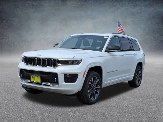 New 2025 Jeep Grand Cherokee L Overland w/ Advanced Protech Group III AWD/4WD image 10