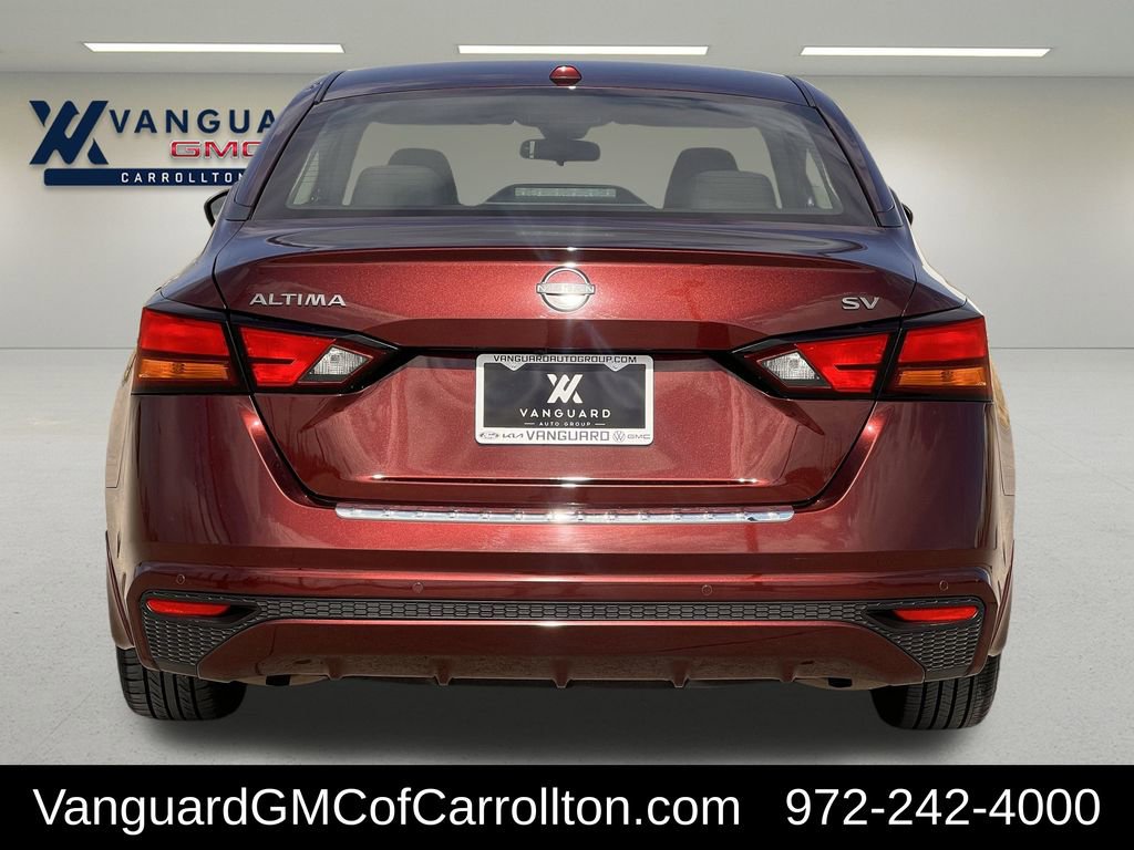 Used 2023 Nissan Altima 2.5 SV image 4