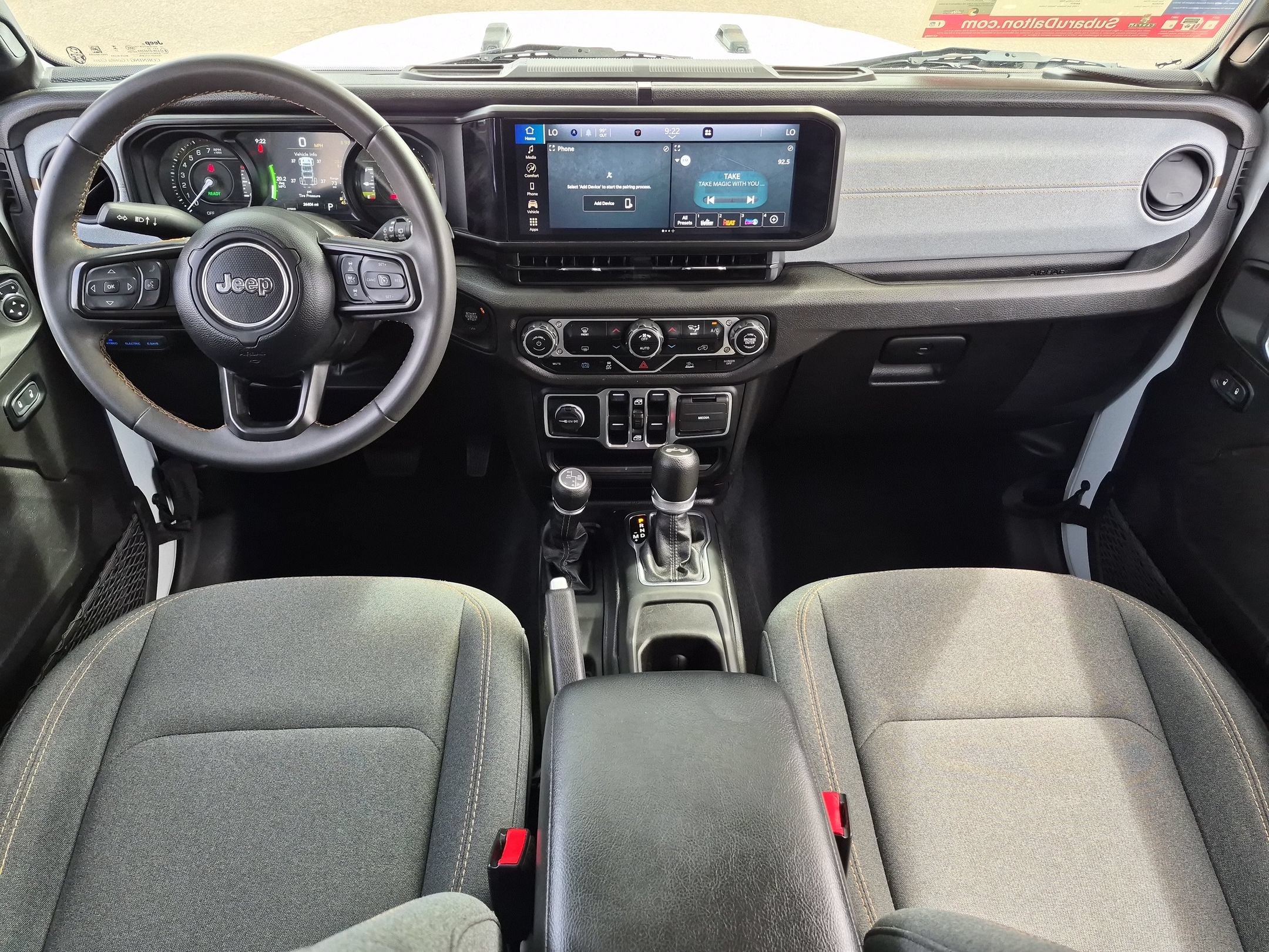 Used 2024 Jeep Wrangler Unlimited AWD/4WD image 12