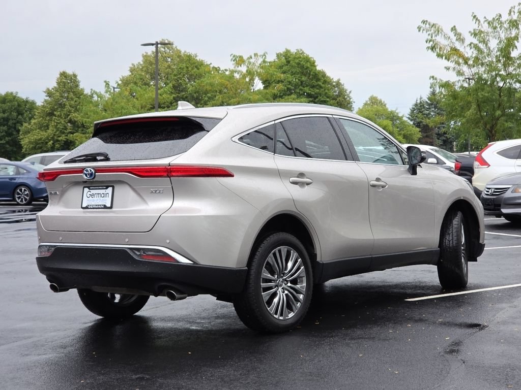 Used 2024 Toyota Venza XLE AWD/4WD image 22