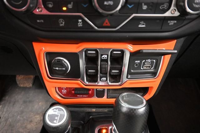 Used 2022 Jeep Gladiator Mojave w/ LED Lighting Group AWD/4WD image 28