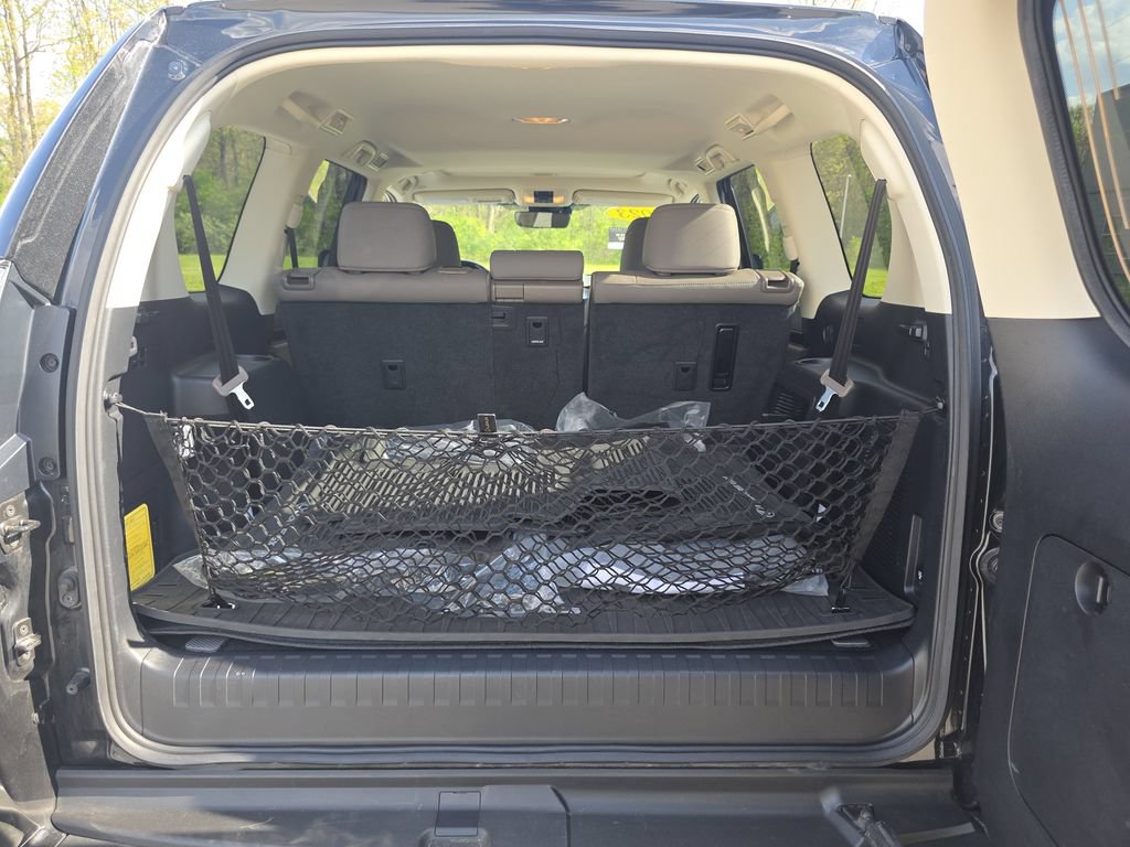 Certified 2023 Lexus GX 460 Premium w/ Premium Package AWD/4WD image 11