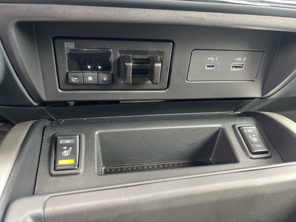 Certified 2024 Nissan Titan SV w/ SV Convenience Package image 57